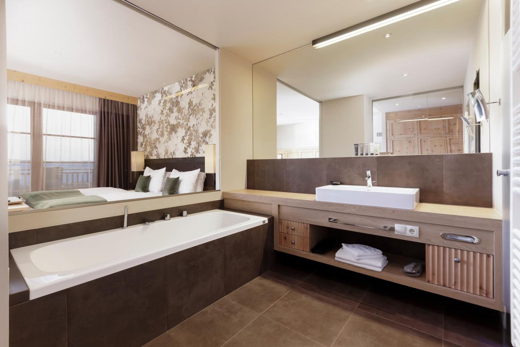 Hotel Chalet Mirabell Hafling Esterno foto